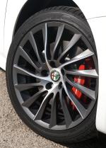 Alfa Romeo Giulietta Cloverleaf 2010 года (UK)